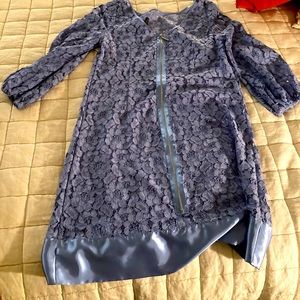 Laundry by Shelli Segal NWOT blue tunic.